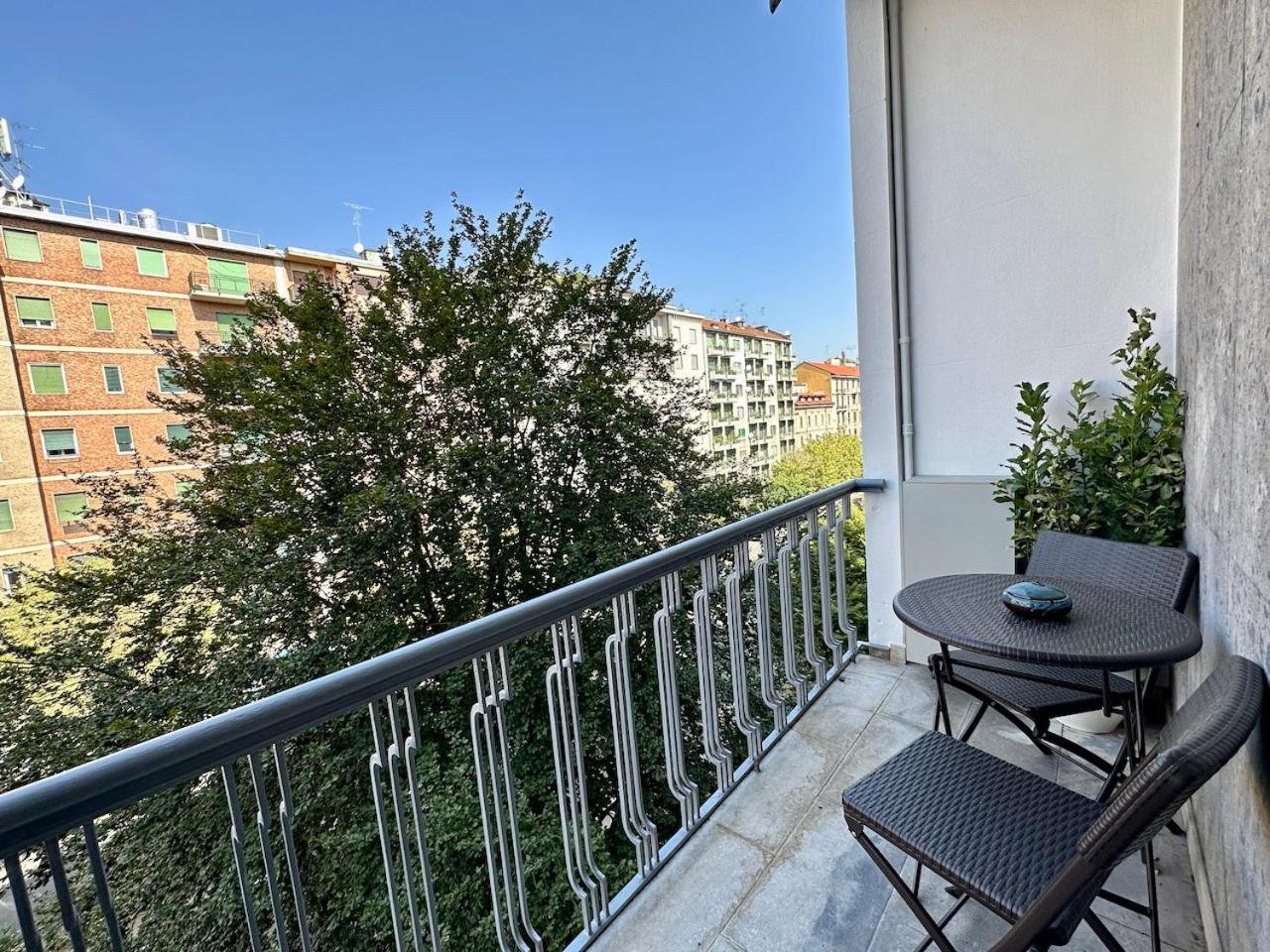 Lux Contemporary Flat - Porta Romana Мілан Екстер'єр фото